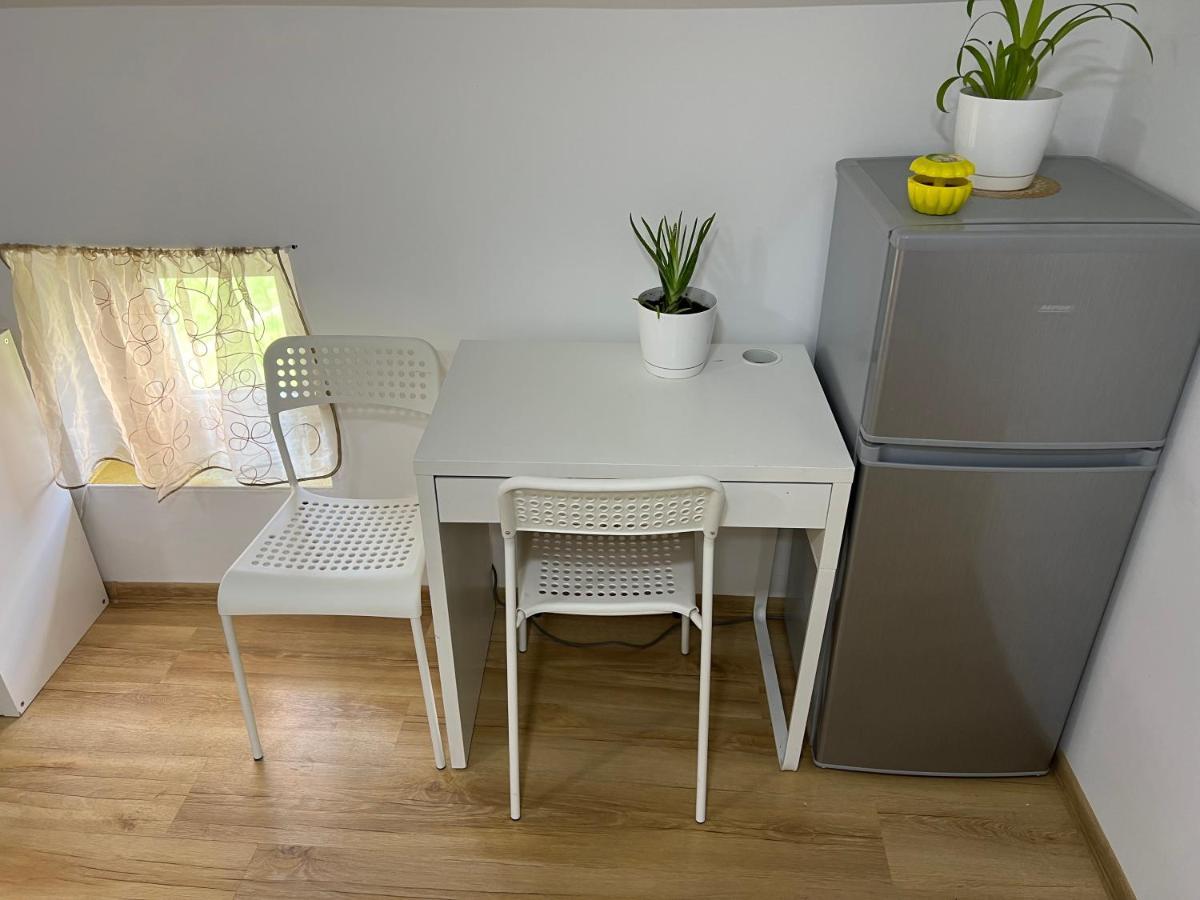 Green Apartment - Free Parking Κατοβίτσε Εξωτερικό φωτογραφία