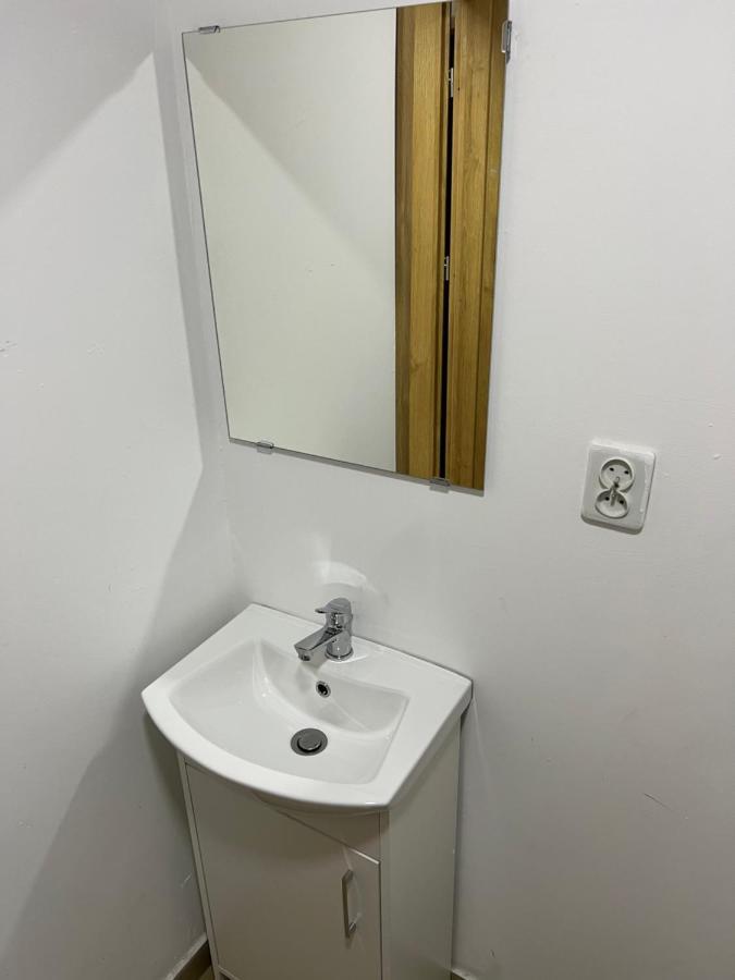 Green Apartment - Free Parking Κατοβίτσε Εξωτερικό φωτογραφία
