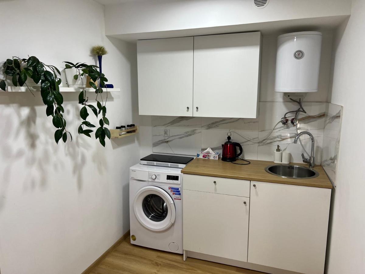Green Apartment - Free Parking Κατοβίτσε Εξωτερικό φωτογραφία